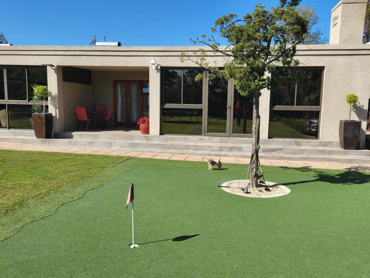 דרבנוויל Dilisca Guesthouse מראה חיצוני תמונה