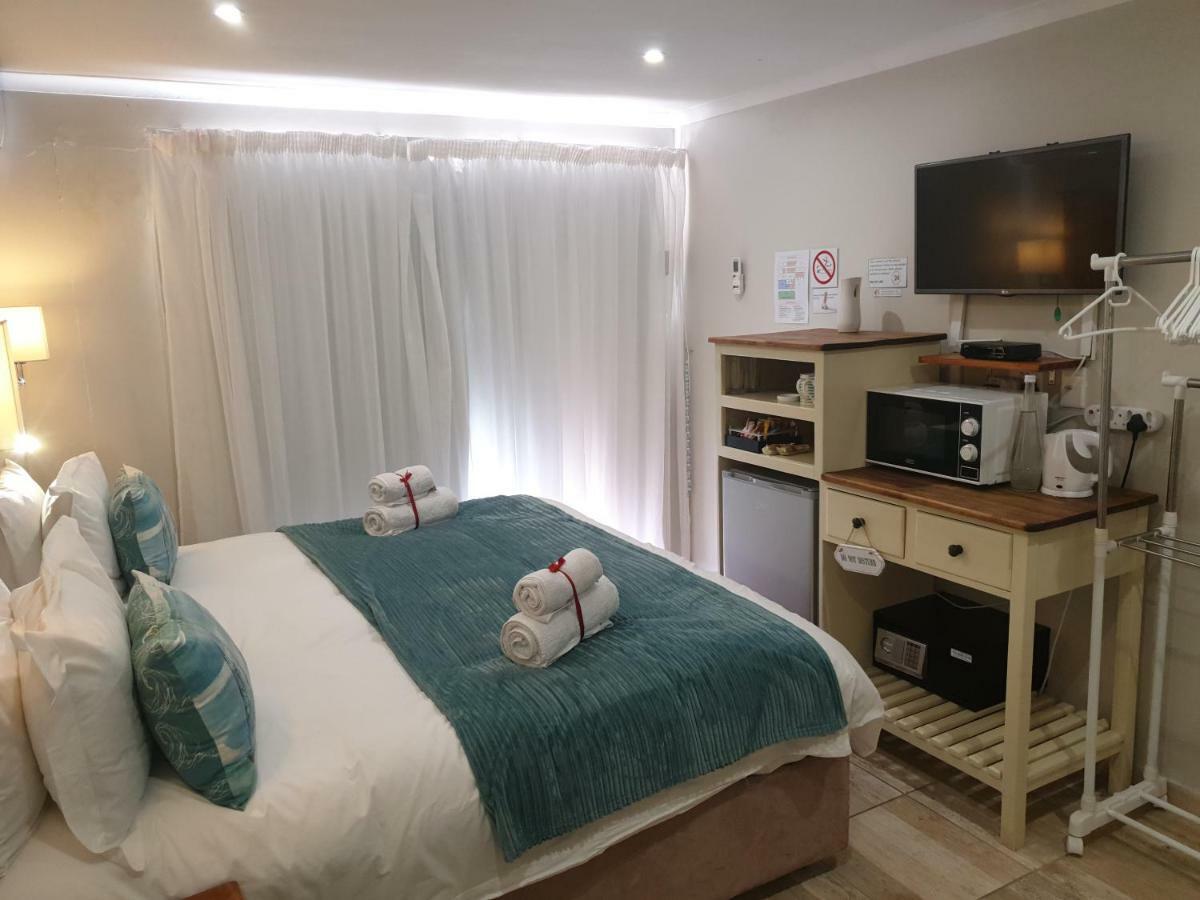 דרבנוויל Dilisca Guesthouse מראה חיצוני תמונה