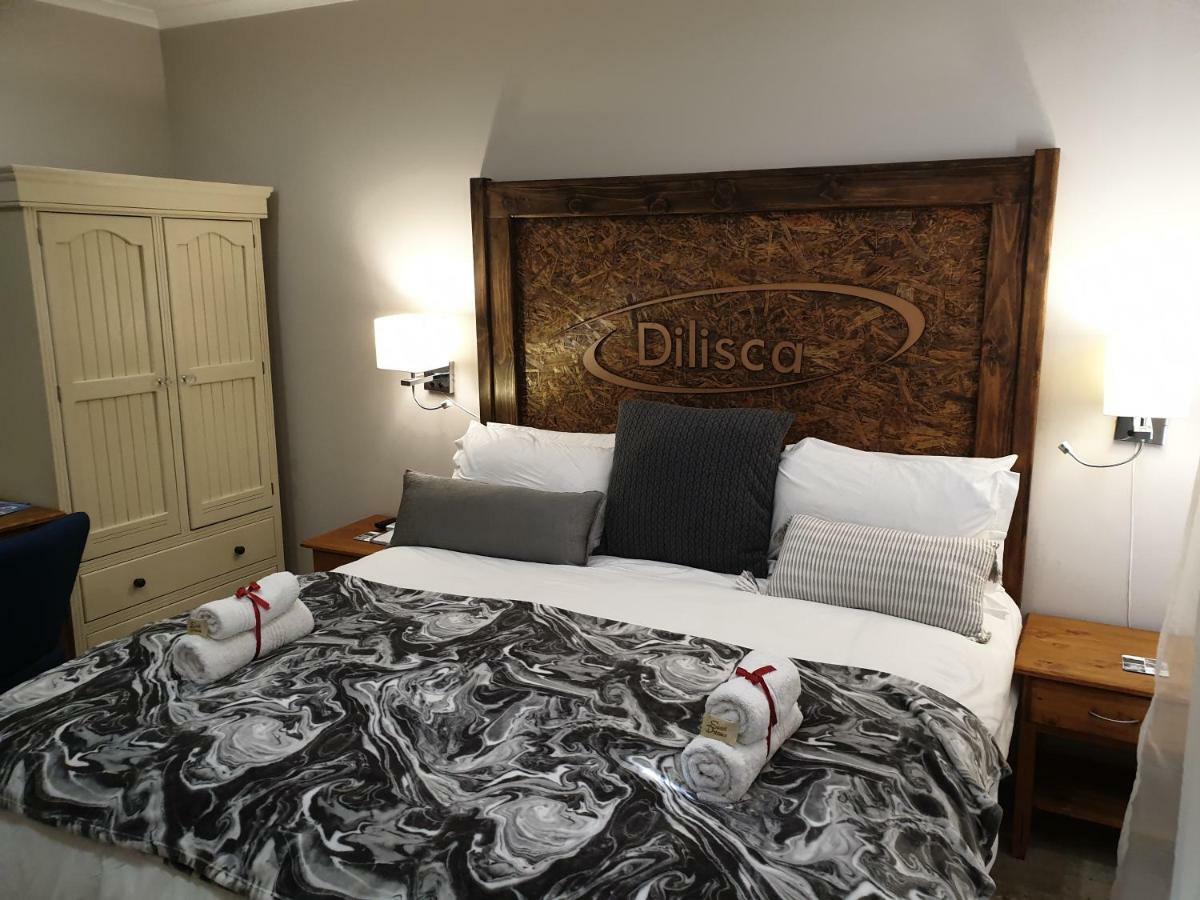 דרבנוויל Dilisca Guesthouse מראה חיצוני תמונה
