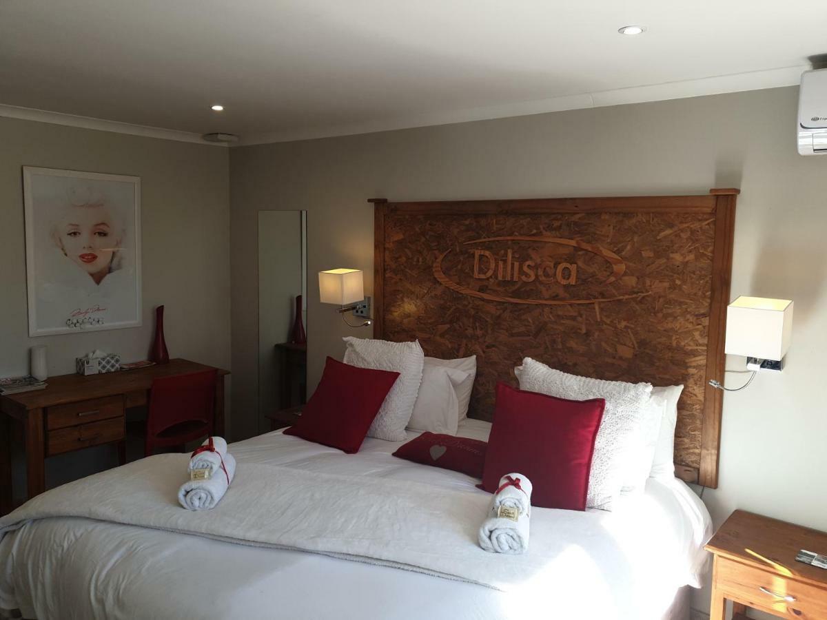 דרבנוויל Dilisca Guesthouse מראה חיצוני תמונה