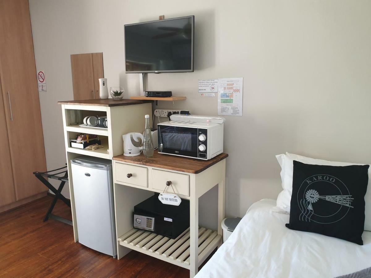 דרבנוויל Dilisca Guesthouse מראה חיצוני תמונה